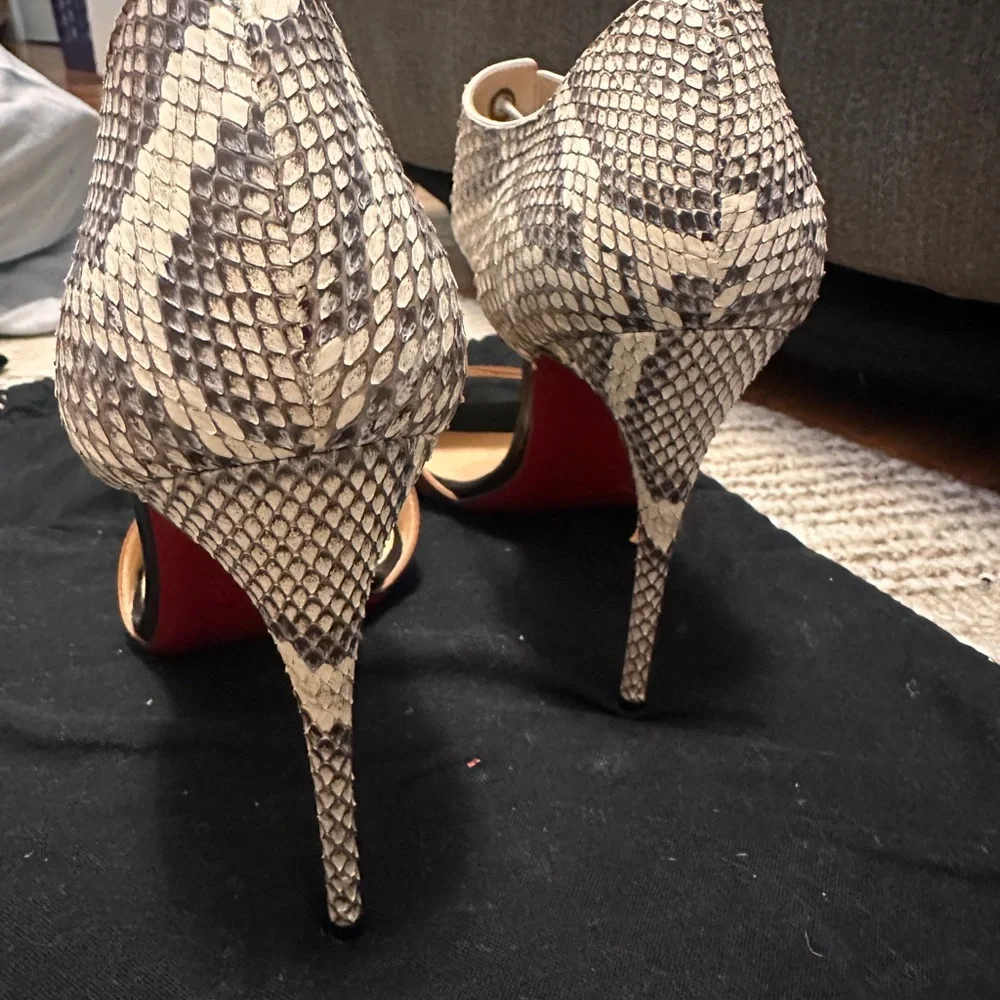 Christian Louboutin Snakeskin and Brown Heels - Picture 4 of 6